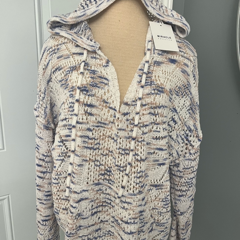 🔥161–NWT Miracle Multicolor Knit Hoodie